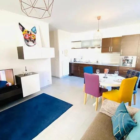 Appartement In Center With Private Terrace *